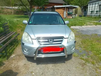 Käytetty Honda CR-V Executive 140 HP (102 kW) 2005 Hopea Katumaasturi