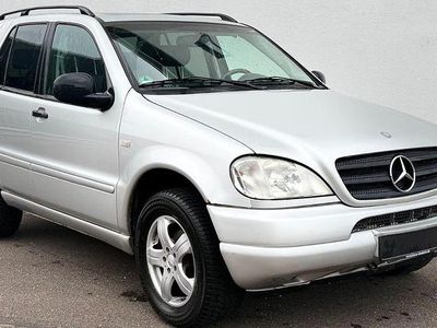 Mercedes ML320