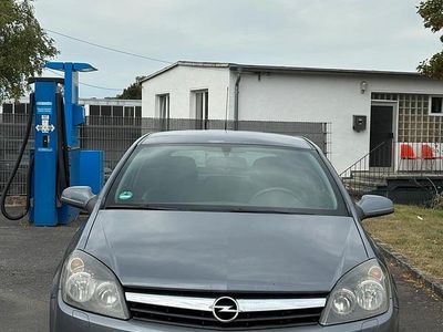 Opel Astra GTC