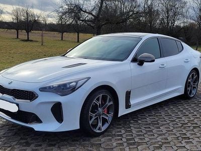 Gebraucht Kia Stinger GT 370 PS (272 kW) 2018 Weiß Kleinwagen