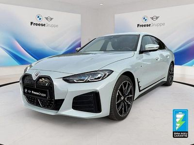 Grau Gebraucht 2023 BMW i4 Shadowline Limousine | 39.990 € (Fairer Preis)