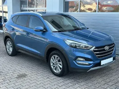 Gebraucht Hyundai Tucson 132 PS (97 kW) 2016 Blau SUV