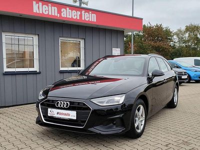 Schwarz Gebraucht 2022 Audi A4 S-Line Kombi | 26.780 € (Guter Preis)