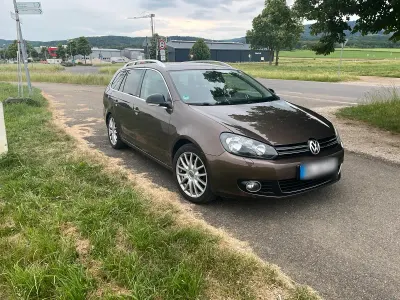 Gebraucht VW Golf VII 122 PS (89 kW) 2012 Braun Kombi