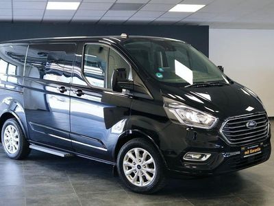 Gebraucht Ford Tourneo Titanium 150 PS (110 kW) 2023 Schwarz Van / Kleinbus