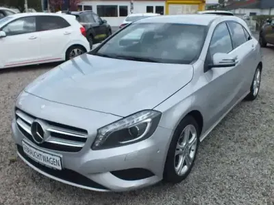 Begagnad Mercedes A180 90 HK (66 kW) 2015 Silver