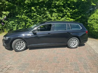 Gebraucht VW Passat Business 150 PS (110 kW) 2021 Schwarz Kombi