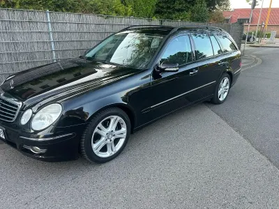 Używany Mercedes E220