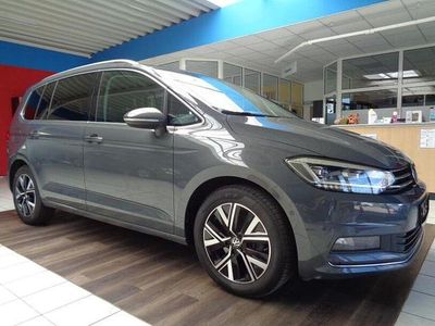Delfingrau metallic Gebraucht 2021 VW Touran Highline Van / Kleinbus | 23.490 € (Fairer Preis)