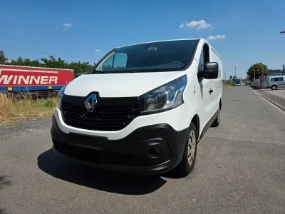 Gebraucht Renault Trafic Komfort 121 PS (88 kW) 2018 Weiß Van / Kleinbus