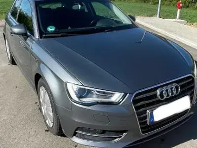 Gebraucht Audi A3 S-Line 150 PS (110 kW) 2014 Grau Limousine