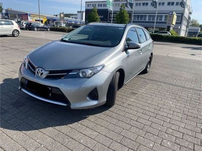 Toyota Auris Touring Sports