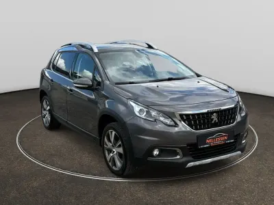 Gebraucht Peugeot 2008 Allure 110 PS (80 kW) 2019 Grau SUV