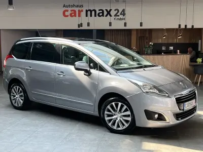 Gebraucht Peugeot 5008 Allure 156 PS (114 kW) 2014 Silber Van / Kleinbus