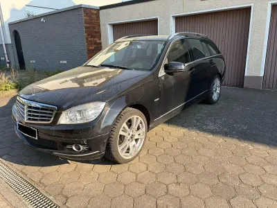 Gebraucht Mercedes C200 Avantgarde 136 PS (100 kW) 2009 Schwarz Kombi