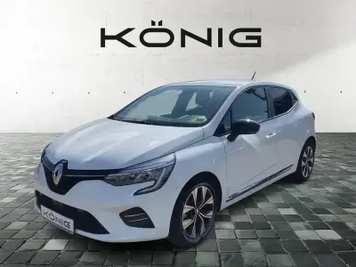 Używany Renault Clio V Evolution 67 KM (49 kW) 2023 Biały Sedan/Limuzyna