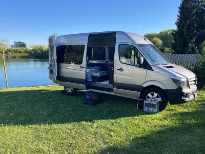 Gebraucht Mercedes Sprinter 163 PS (119 kW) 2018 Silber Van