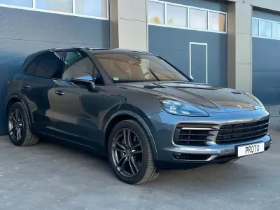 Gebraucht Porsche Cayenne 441 PS (324 kW) 2022 Grau SUV