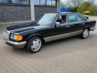 Gebraucht Mercedes 380 218 PS (160 kW) 1980 Schwarz Limousine