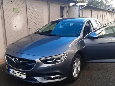 Gebraucht Opel Insignia Dynamic 165 PS (121 kW) 2017 Grau Kombi