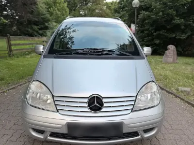 Gebraucht Mercedes Vaneo 91 PS (66 kW) 2004 Silber Van / Kleinbus