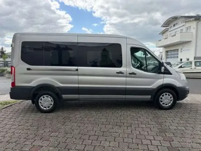 Gebraucht Ford Transit Trend 131 PS (96 kW) 2018 Polarsilber metallic Van / Kleinbus