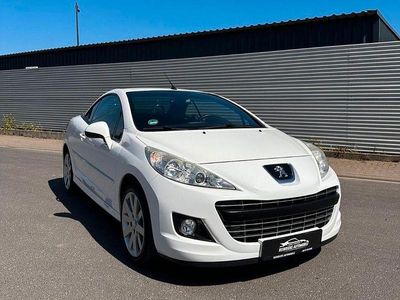 Gebraucht Peugeot 207 CC Allure 120 PS (88 kW) 2014 Weiß Cabrio