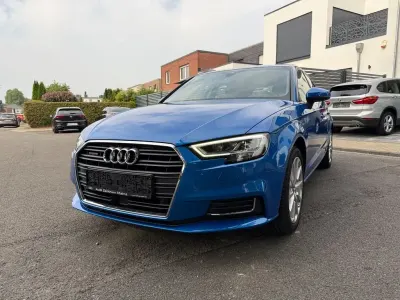 Gebraucht Audi A3 Design 190 PS (139 kW) 2018 Blau Limousine