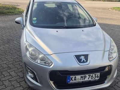 Usata Peugeot 308 Active 111 CV (81 kW) 2012 Grigio Utilitaria