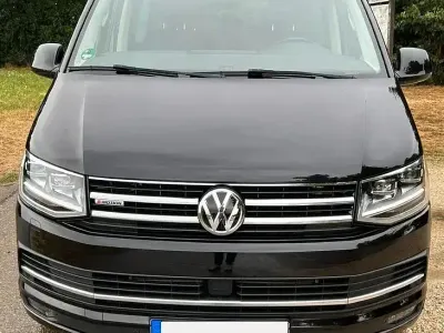 Gebraucht VW Multivan Highline 204 PS (150 kW) 2018 Schwarz Van / Kleinbus