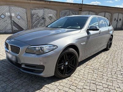Usata BMW 525 Sport Line 218 CV (160 kW) 2014 Grigio Station wagon