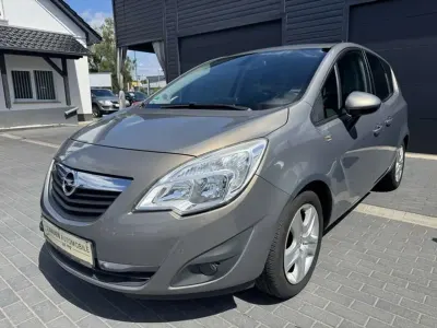 Gebraucht Opel Meriva Design Edition 120 PS (88 kW) 2011 Braun Van / Kleinbus