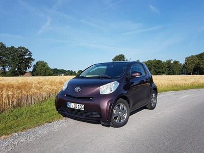 Toyota iQ