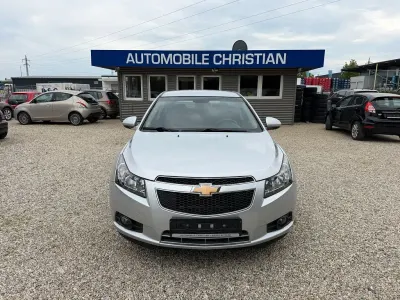 Używany Chevrolet Cruze 163 KM (119 kW) 2013 Szary Sedan/Limuzyna