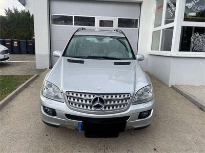 Mercedes ML320
