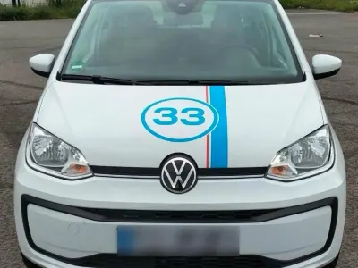 Używany VW up! Move 65 KM (47 kW) 2021 Biały Hatchback