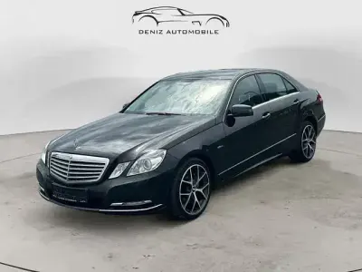 Gebraucht Mercedes E250 204 PS (150 kW) 2010 Schwarz Limousine