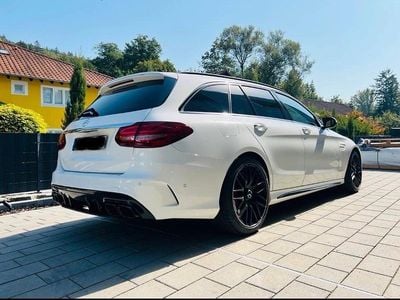 Mercedes C63 AMG