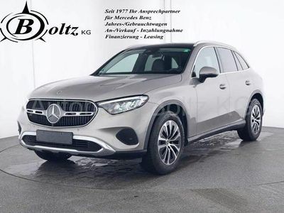 Gebraucht Mercedes GLC200 Avantgarde 227 PS (166 kW) 2023 Mojavesilber (metallic) SUV