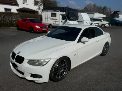 Gebraucht BMW 325 Cabriolet M Sport 218 PS (160 kW) 2010 Weiß Cabrio