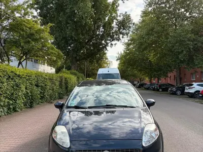 Gebraucht Fiat Grande Punto 65 PS (47 kW) 2009 Blau Kleinwagen