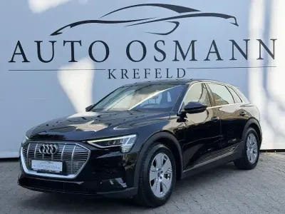 Gebraucht Audi e-tron Basis 230 kW (313 PS) 2022 Schwarz SUV