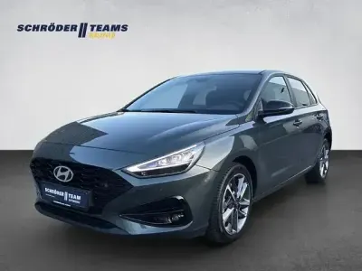 Second-hand Hyundai i30 Advantage 140 CP (102 kW) 2025 Verde Berlinǎ