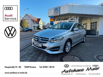 Gebraucht Mercedes B180 122 PS (89 kW) 2017 Silber Van / Kleinbus