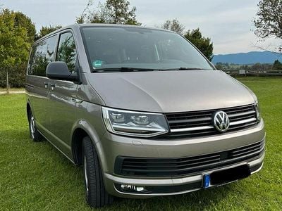 Beige Gebraucht 2018 VW Multivan Van | 29.800 € (Guter Preis)