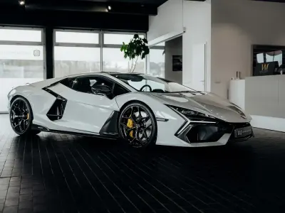 Usata Lamborghini Revuelto
