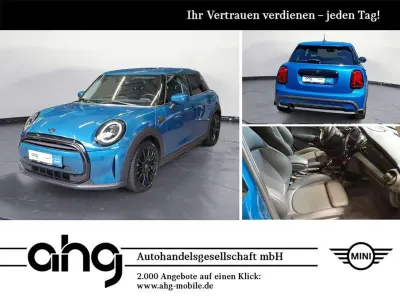 Usata Mini Cooper Classic 136 CV (100 kW) 2023 Blu Utilitaria