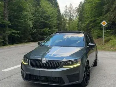 Gebraucht Skoda Octavia RS 184 PS (135 kW) 2015 Grau Kleinwagen