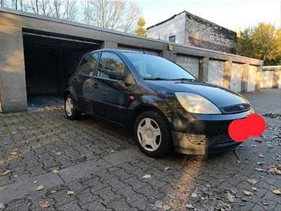 Gebraucht Ford Fiesta 80 PS (58 kW) 2002 Schwarz Kleinwagen
