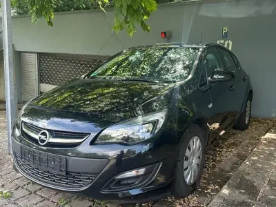 Gebraucht Opel Astra Style 120 PS (88 kW) 2015 Schwarz Limousine